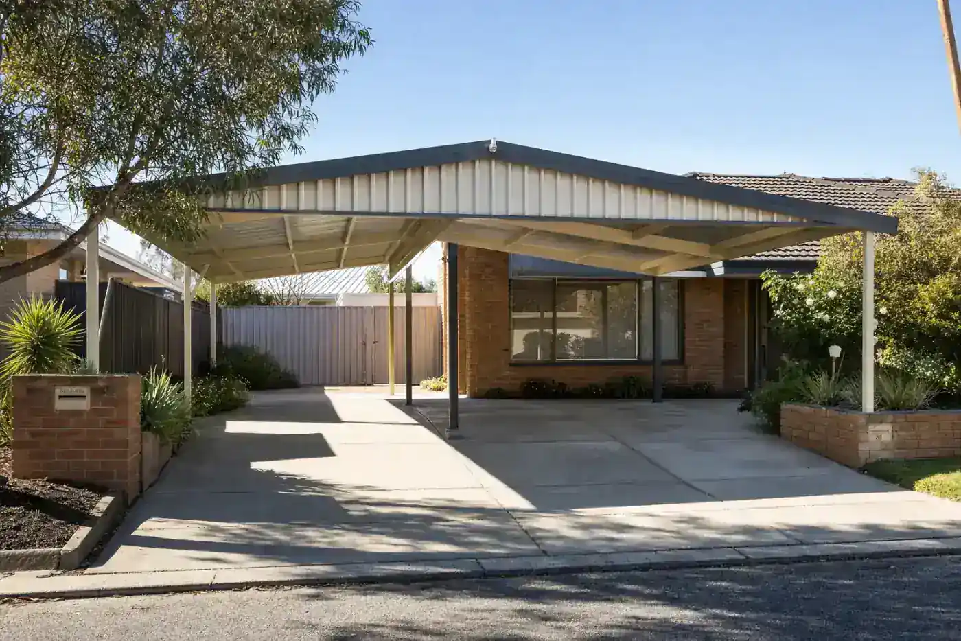 Carport built in Cannington, WA, Colorbond steel structure